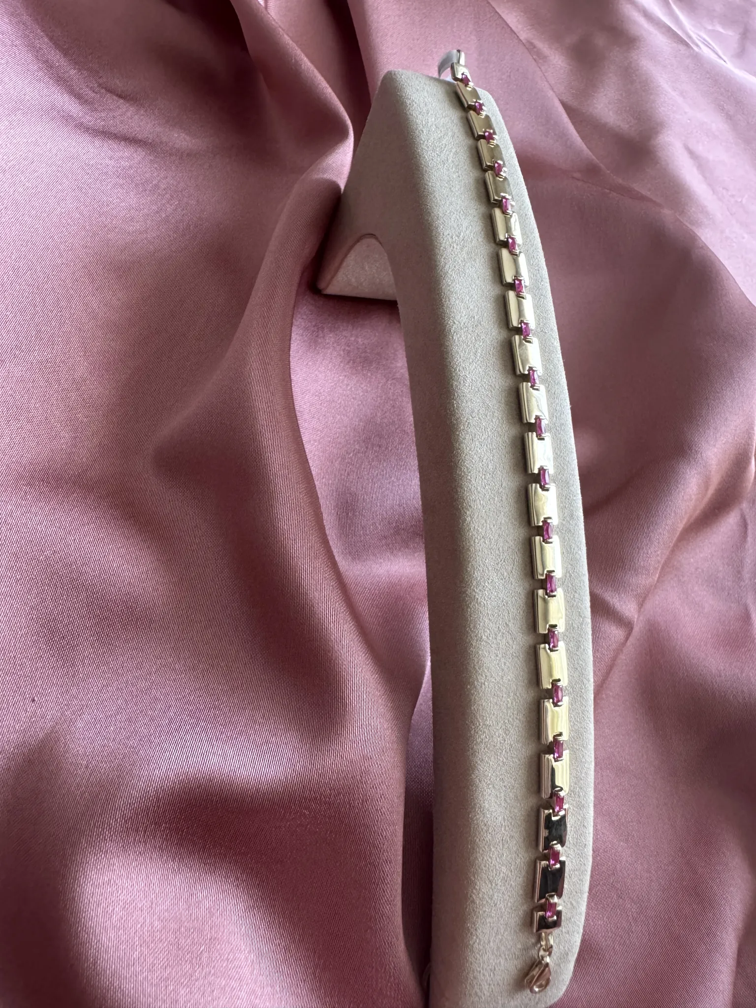 Pembe Taşlı Bileklik 