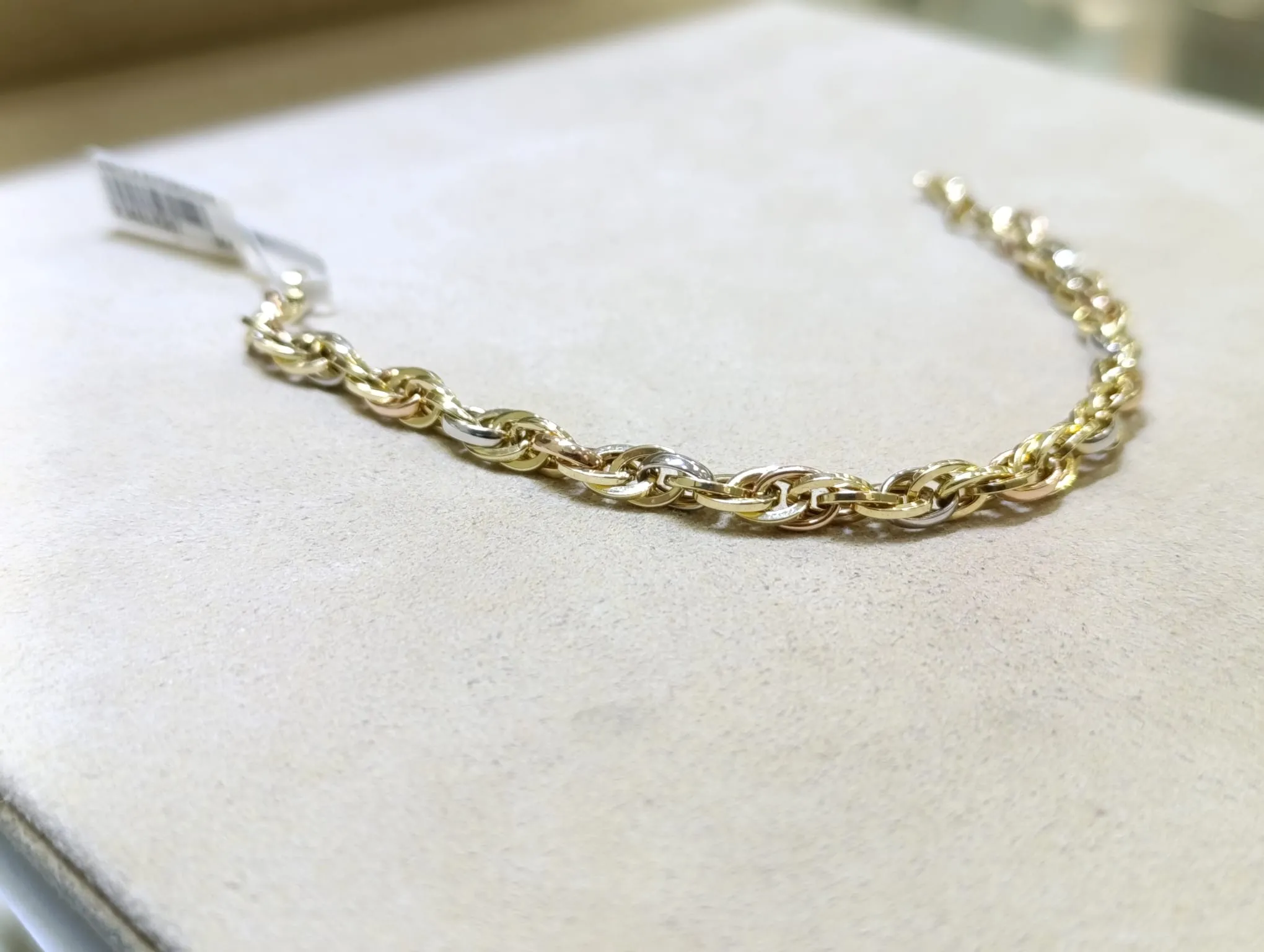 3 Renkli Hallow Bileklik