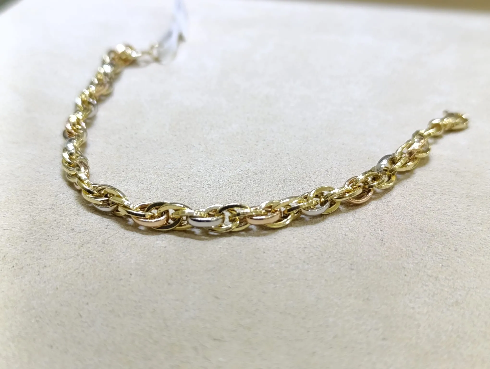 3 Renkli Hallow Bileklik