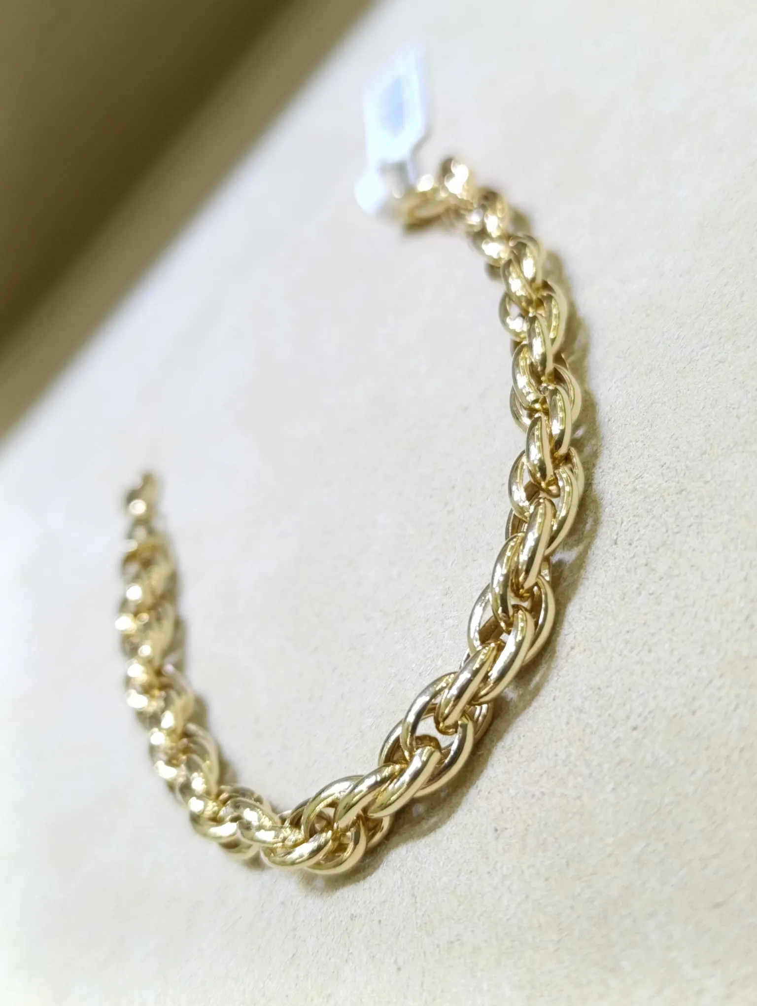 Hallow Style Bileklik