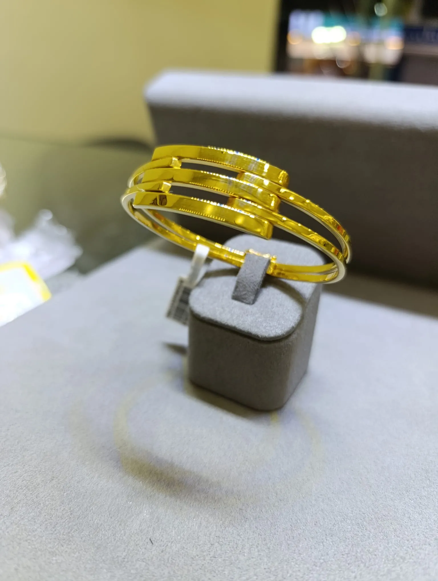 Sarı Kaburga Kelepçe