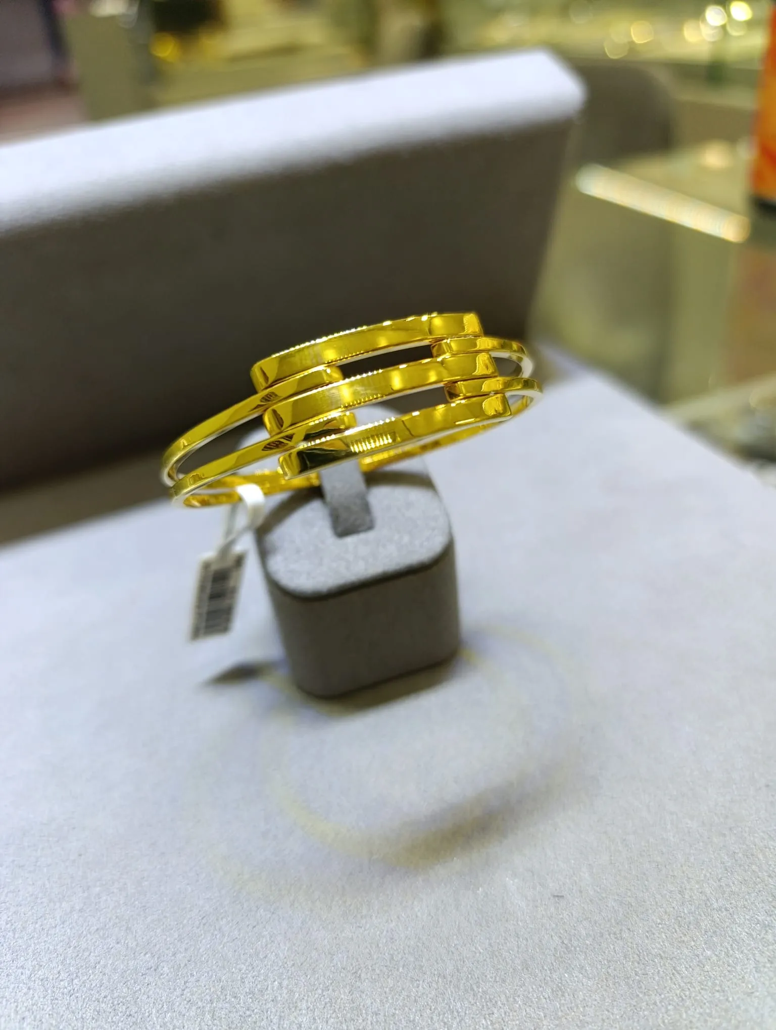 Sarı Kaburga Kelepçe