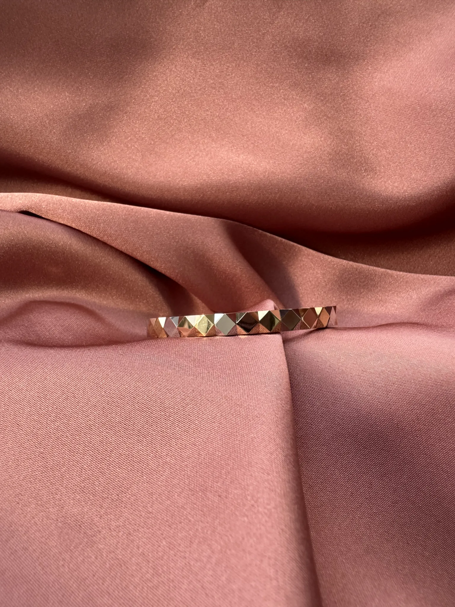 Üç Renk Grande Kelepçe 