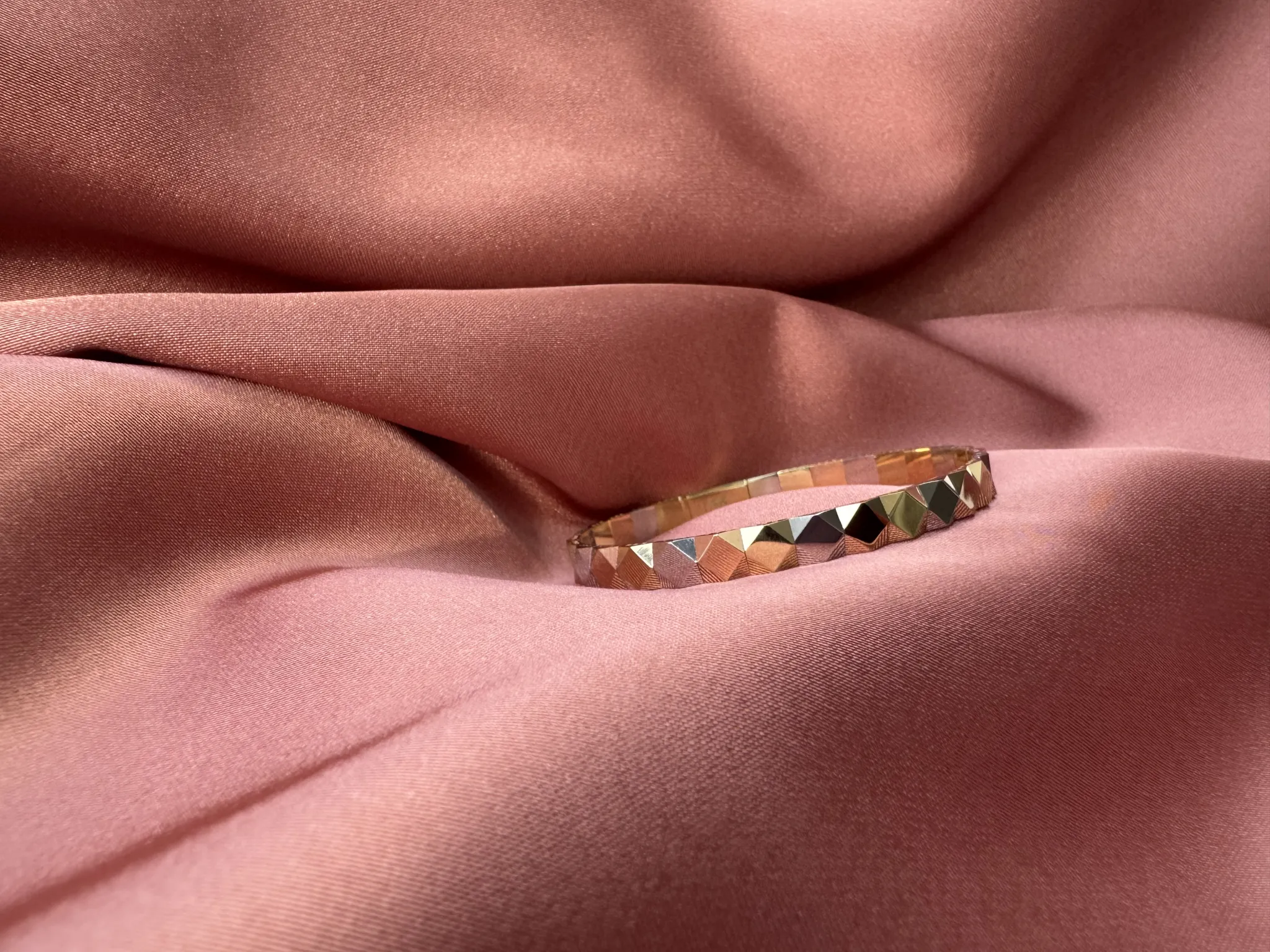 Üç Renk Grande Kelepçe 