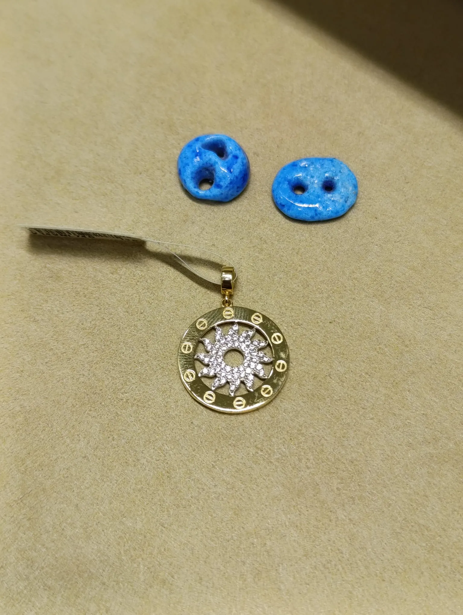 İtalyan Güneş desenli Kolye Ucu