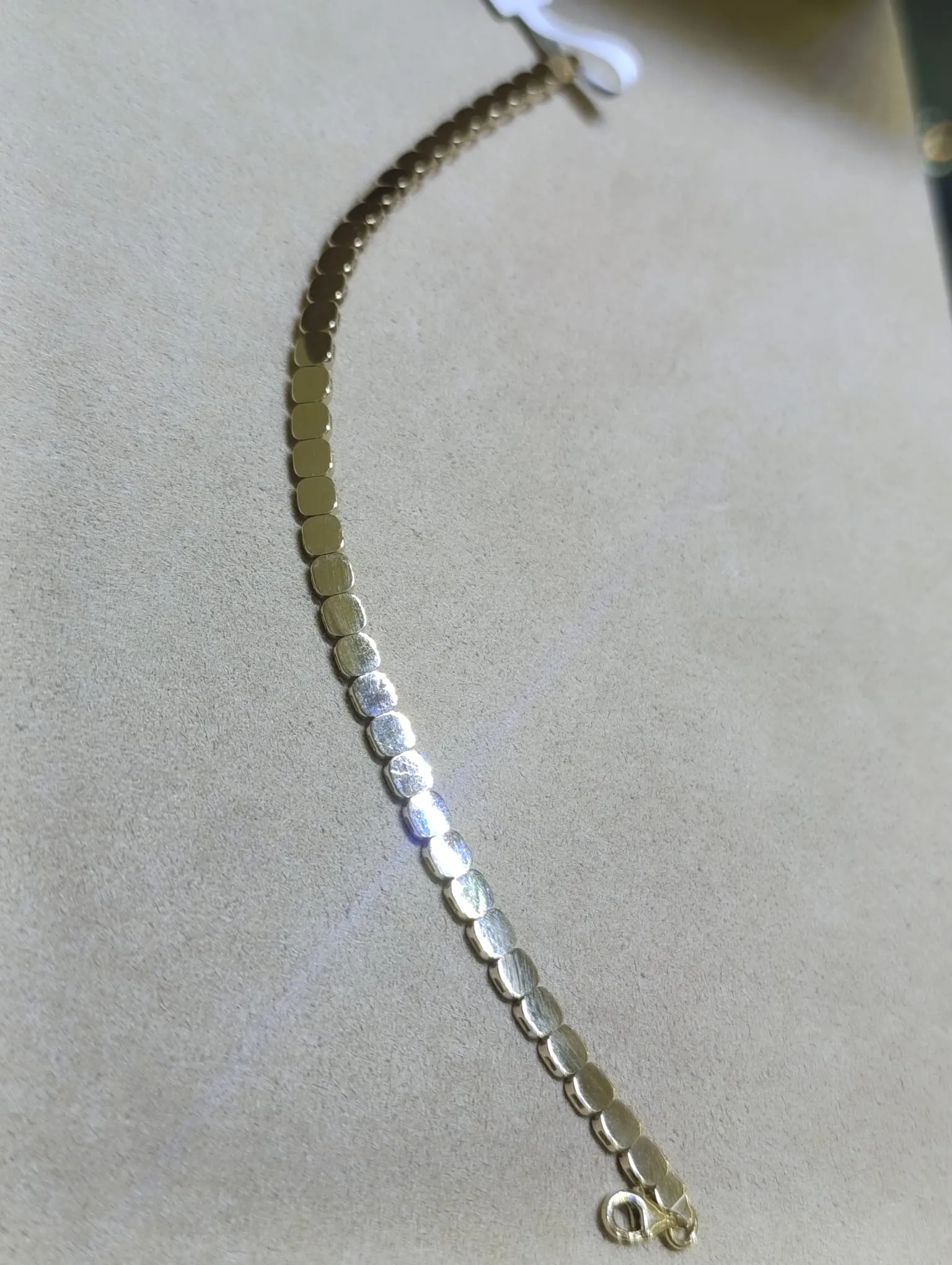 Bal Peteği Bileklik