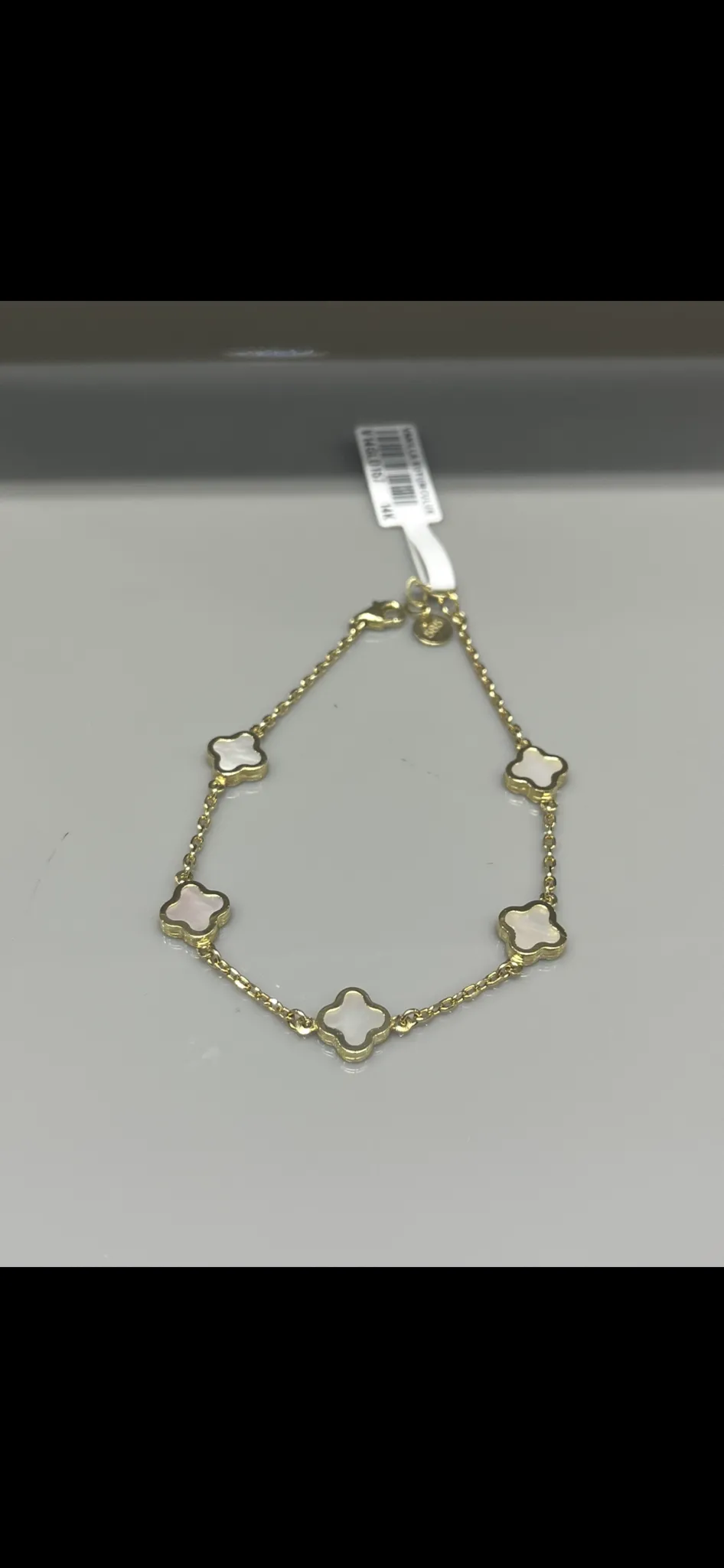 Beyaz Yoncalı Bileklik 